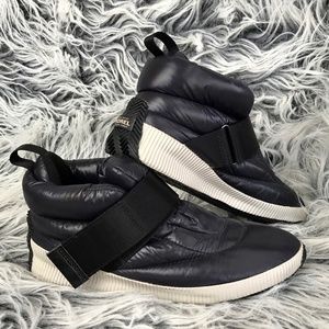 Sorel Out N About Puffy Boot - glossy black